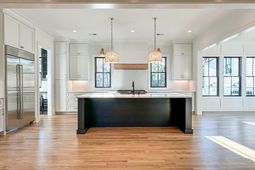 3894 Summerton Street photo 4