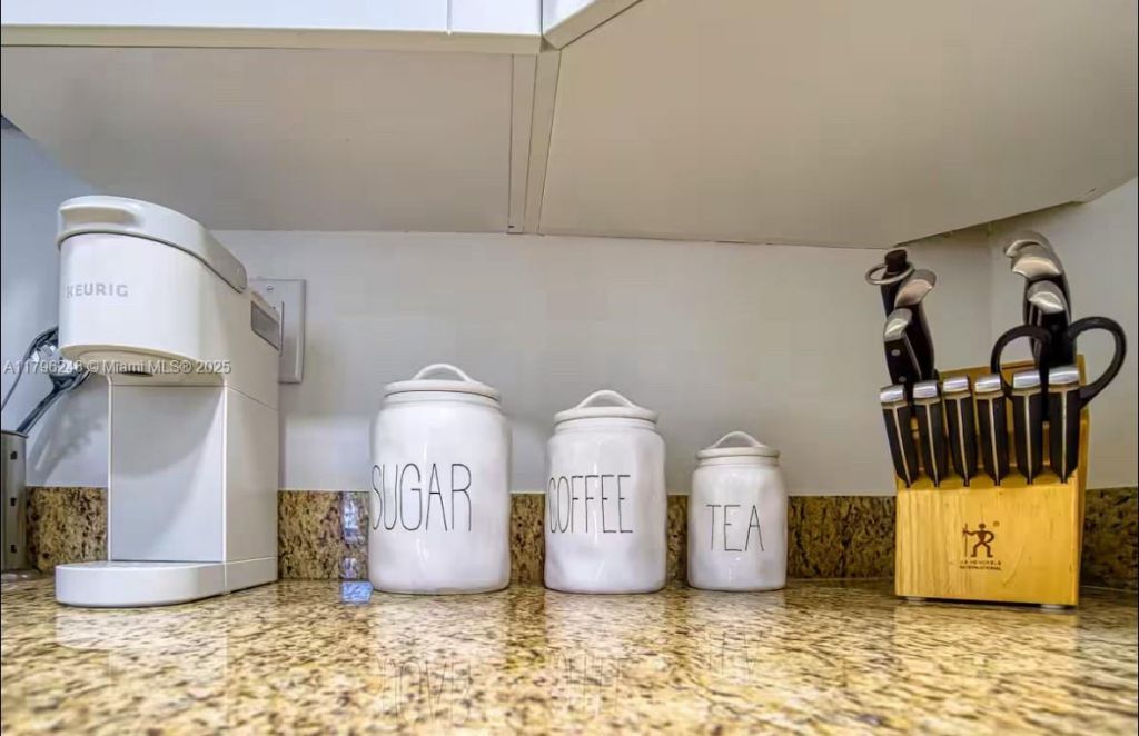 310 Oregon St, Unit 3, Hollywood, FL 33019 Photo