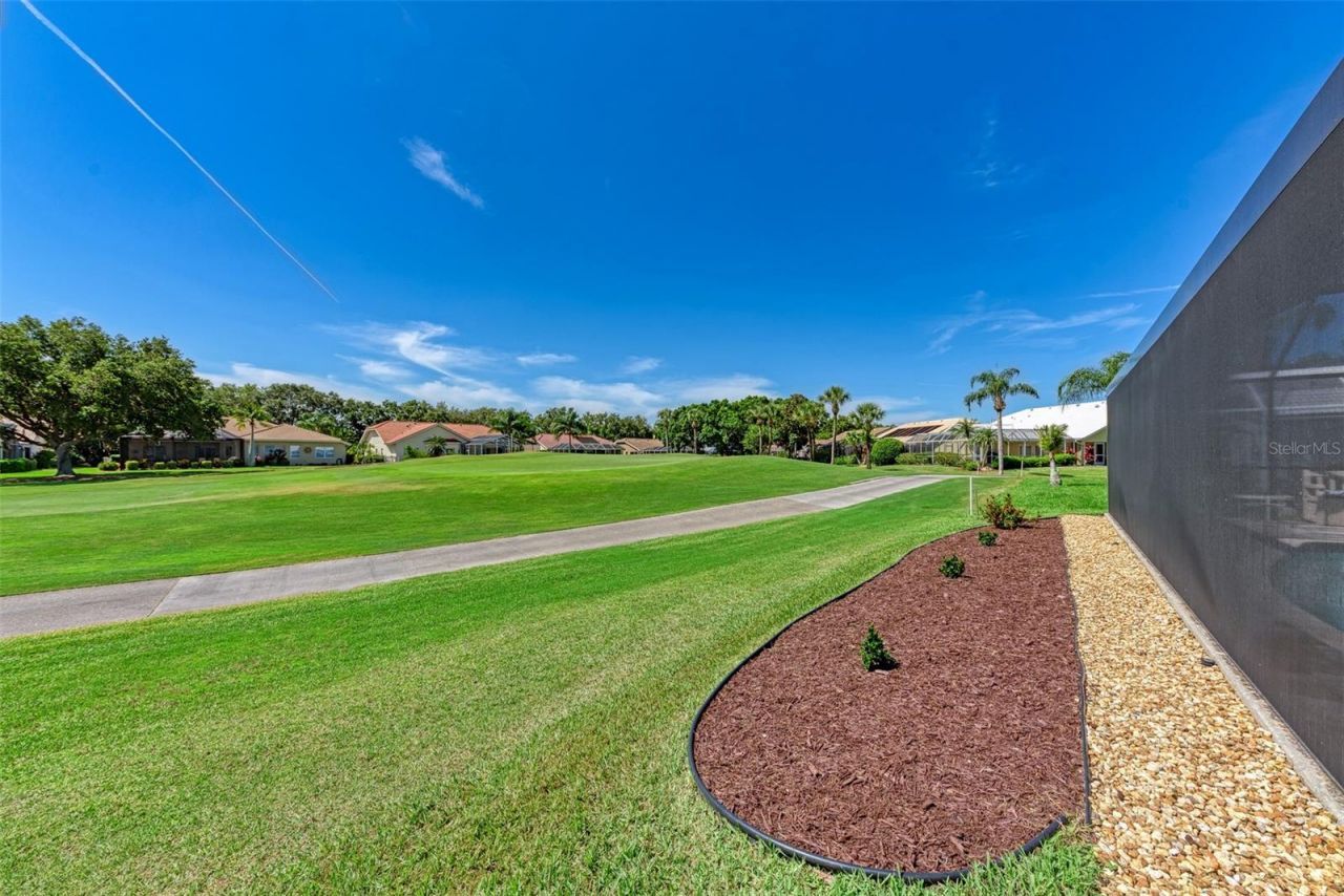 6606 Pineview Terrace, Unit 201, Bradenton, FL 34203 Photo