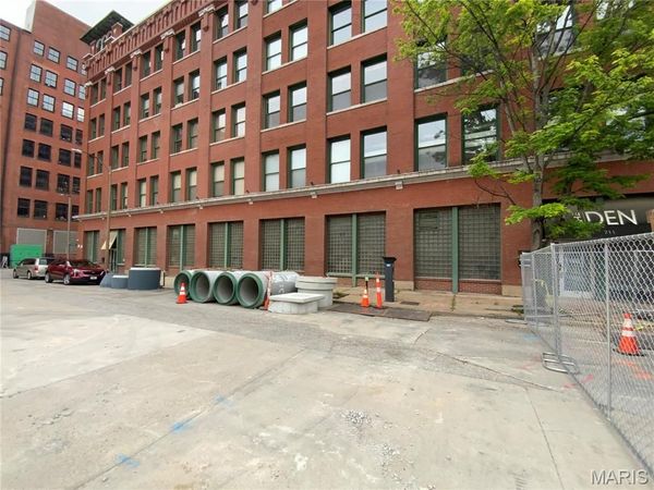 703 N 13th Street, St Louis, MO 63103