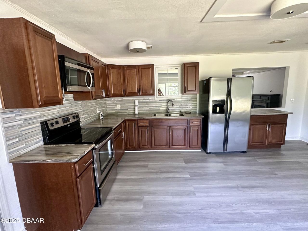 143 Pinecrest Circle, San Mateo, FL 32187 Photo