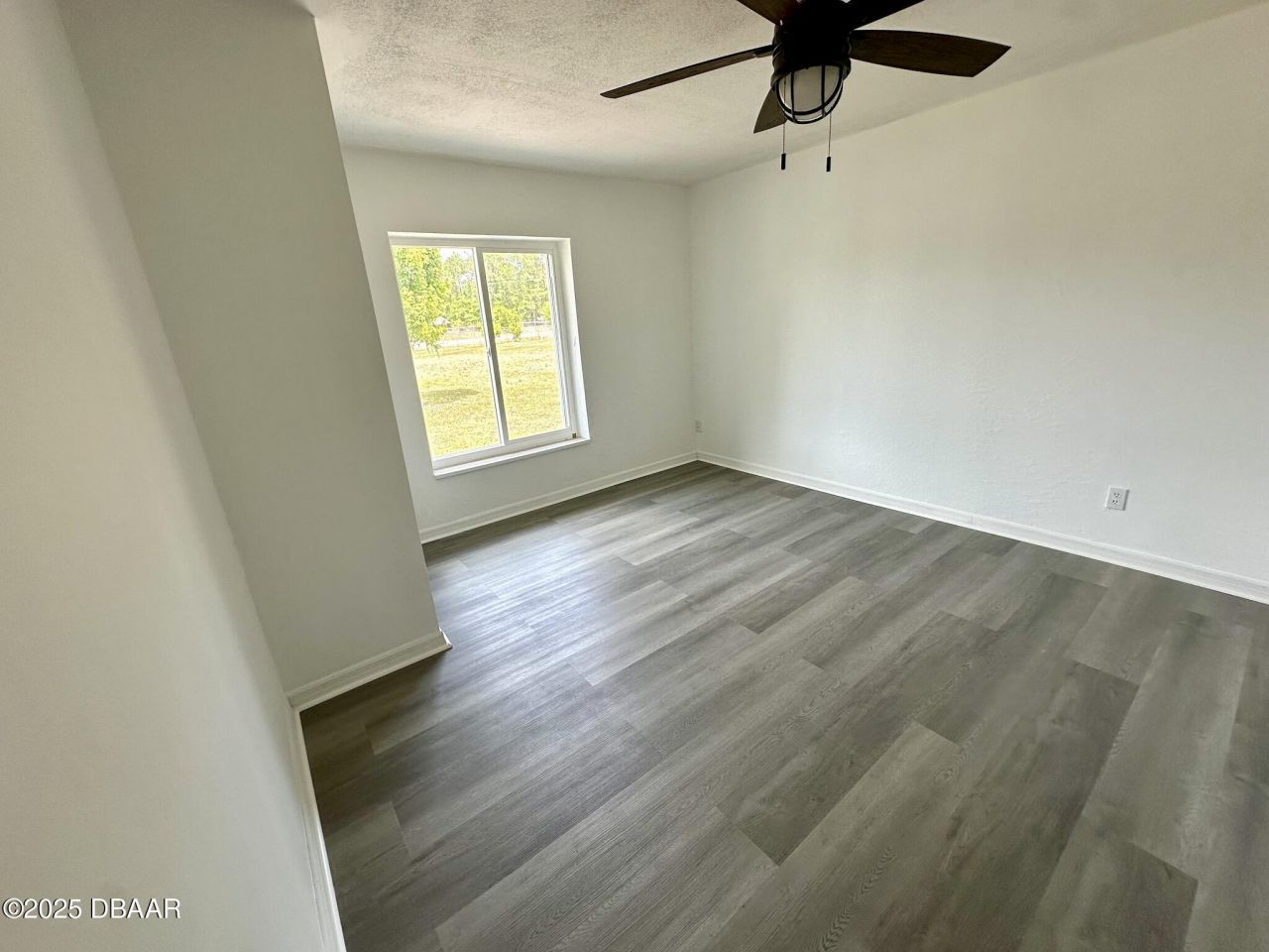 143 Pinecrest Circle, San Mateo, FL 32187 Photo