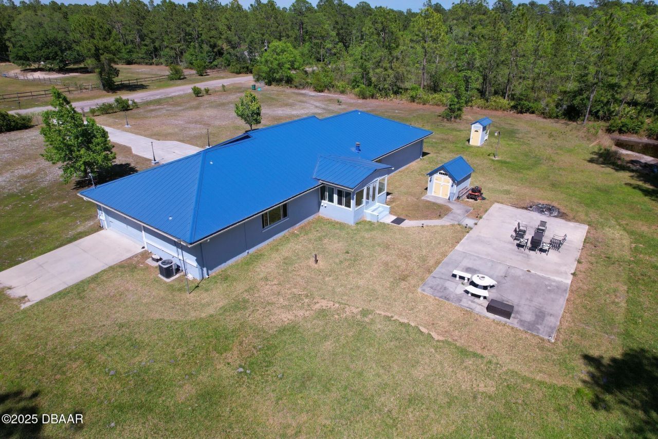 143 Pinecrest Circle, San Mateo, FL 32187 Photo