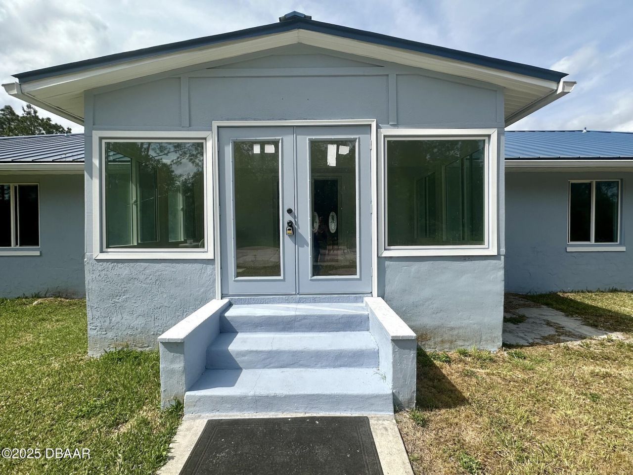 143 Pinecrest Circle, San Mateo, FL 32187 Photo