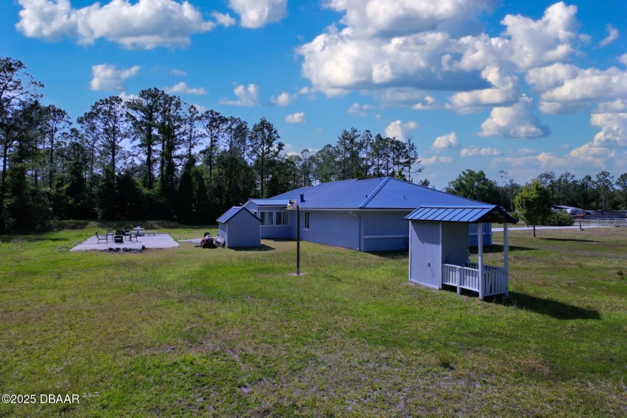 143 Pinecrest Circle, San Mateo, FL 32187 Photo