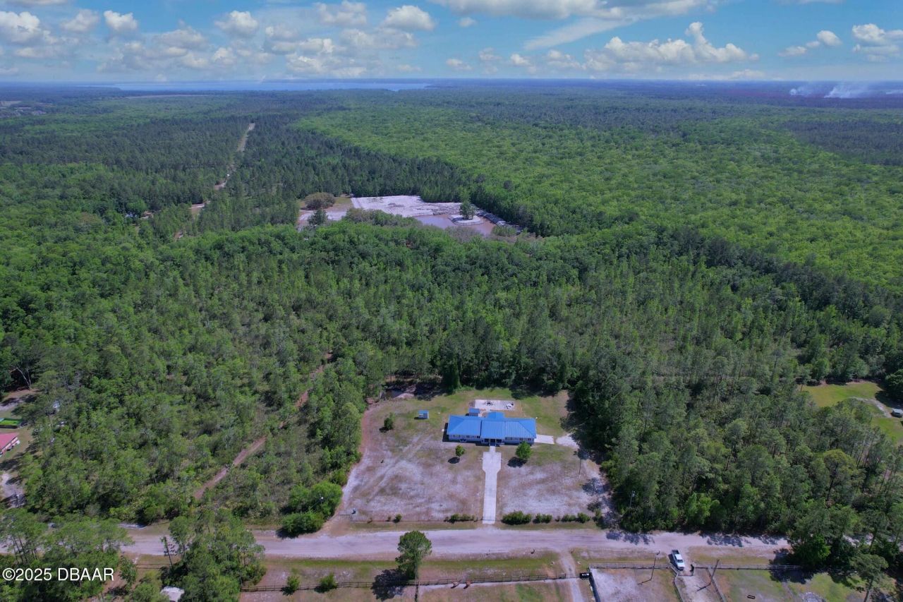 143 Pinecrest Circle, San Mateo, FL 32187 Photo