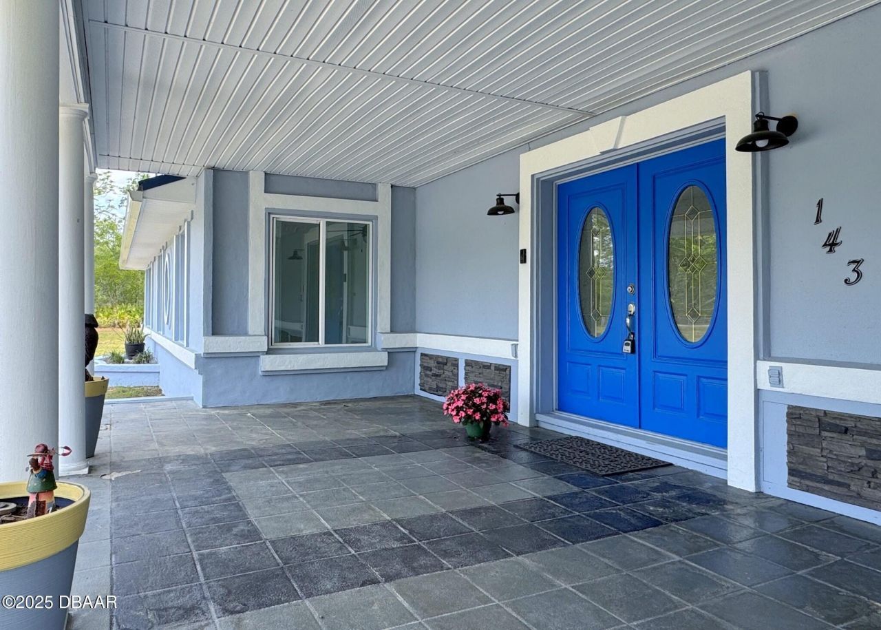 143 Pinecrest Circle, San Mateo, FL 32187 Photo