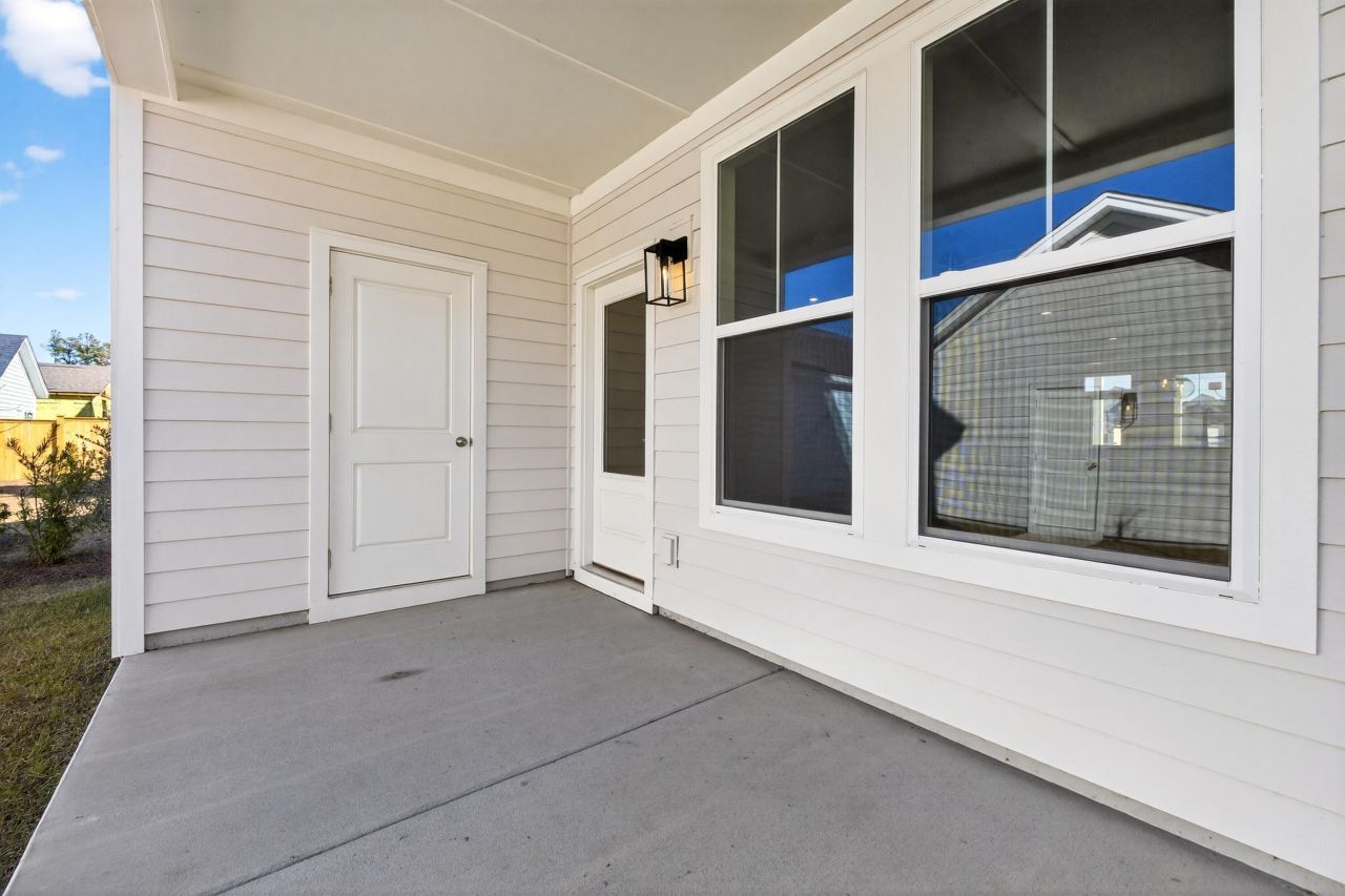 708 Rumbling Leaf Lane Photo 29