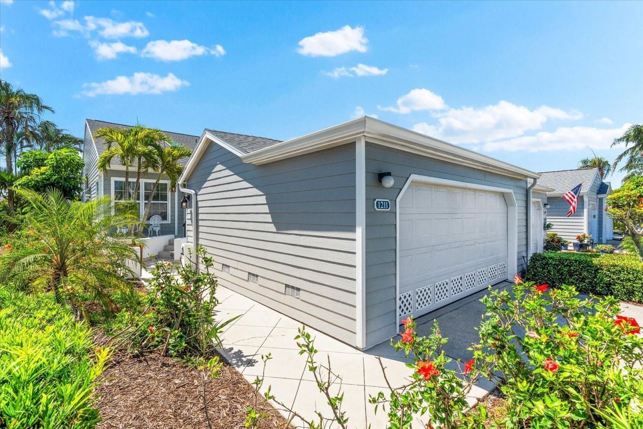 1211 Spoonbill Landings Circle, Bradenton, FL 34209 Photo