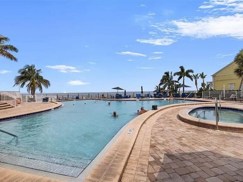 5191 Salmon Drive Se, Unit C, Saint Petersburg, FL 33705 Photo