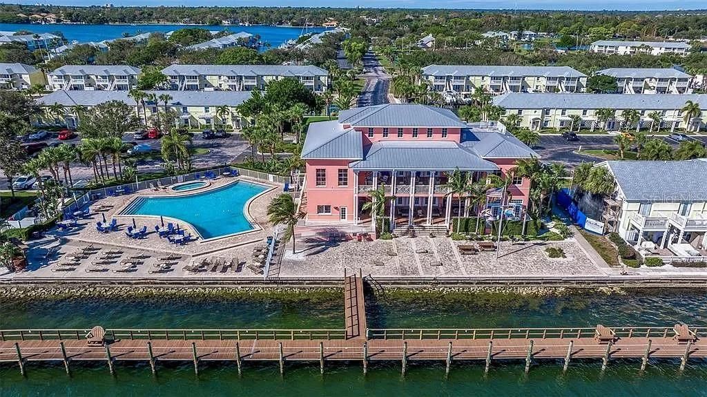 5191 Salmon Drive Se, Unit C, Saint Petersburg, FL 33705 Photo