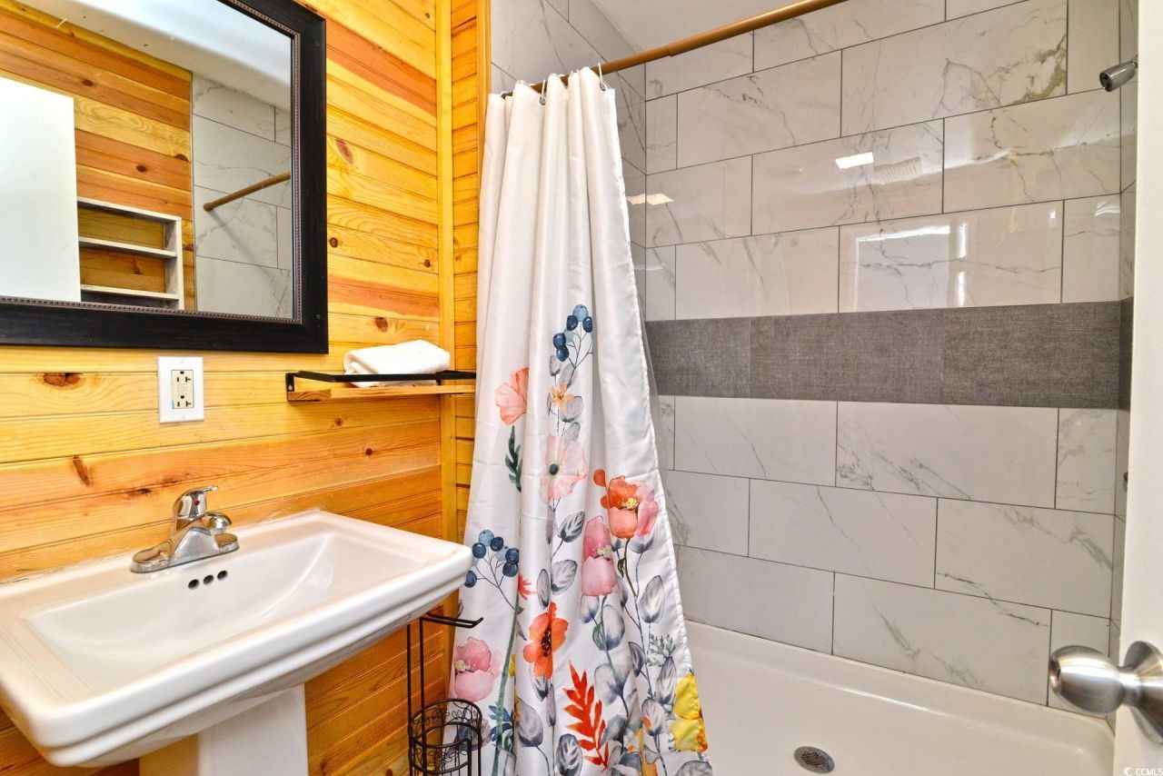 219 27th Ave. N Photo 28