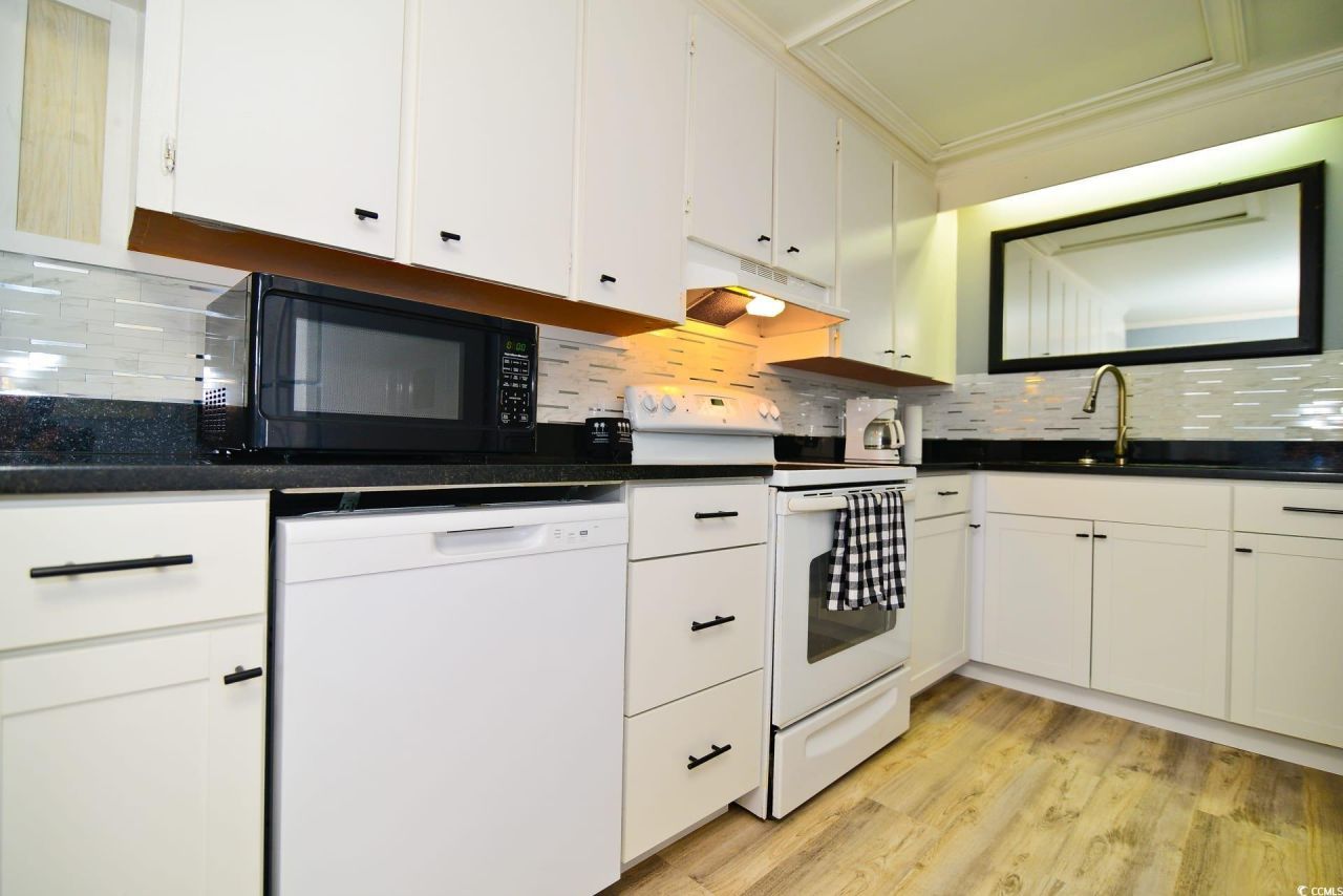 219 27th Ave. N Photo 6