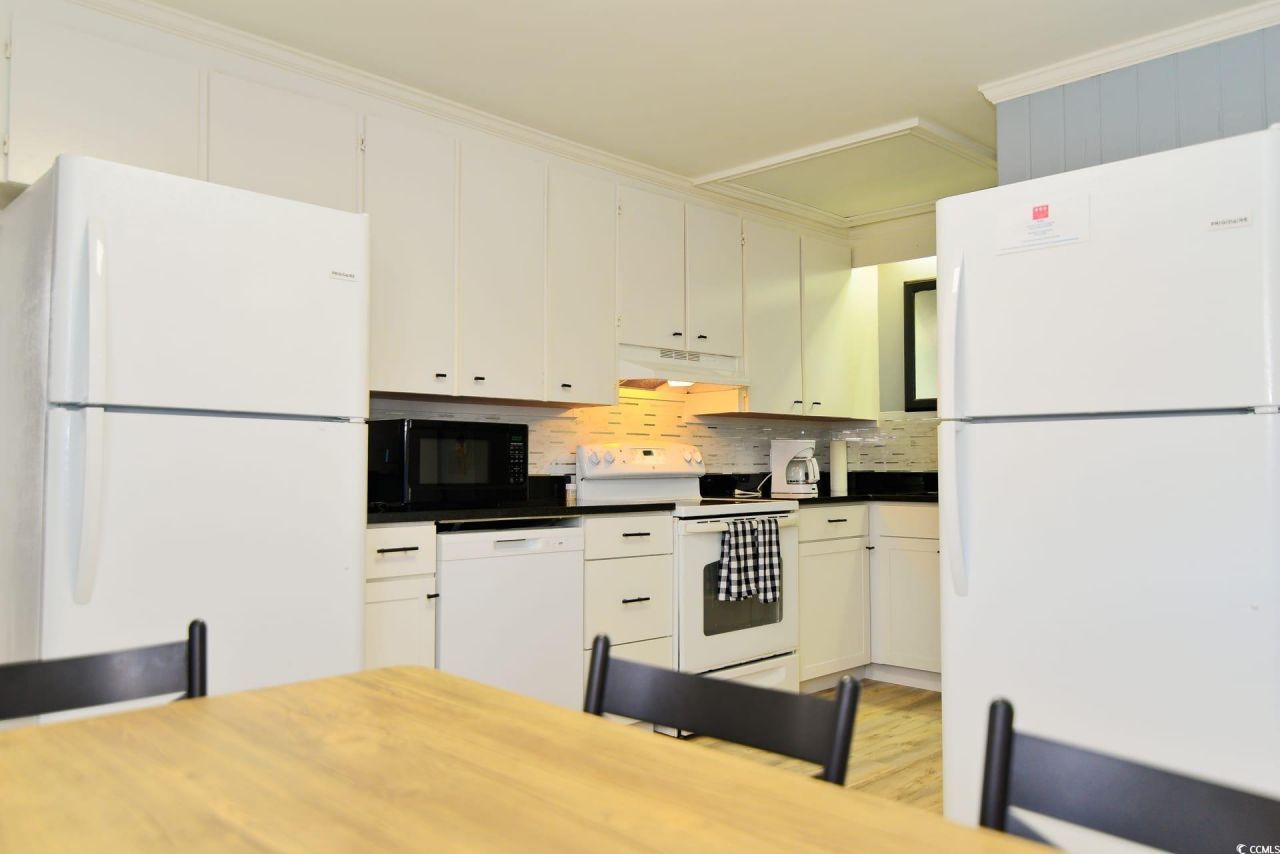 219 27th Ave. N Photo 7