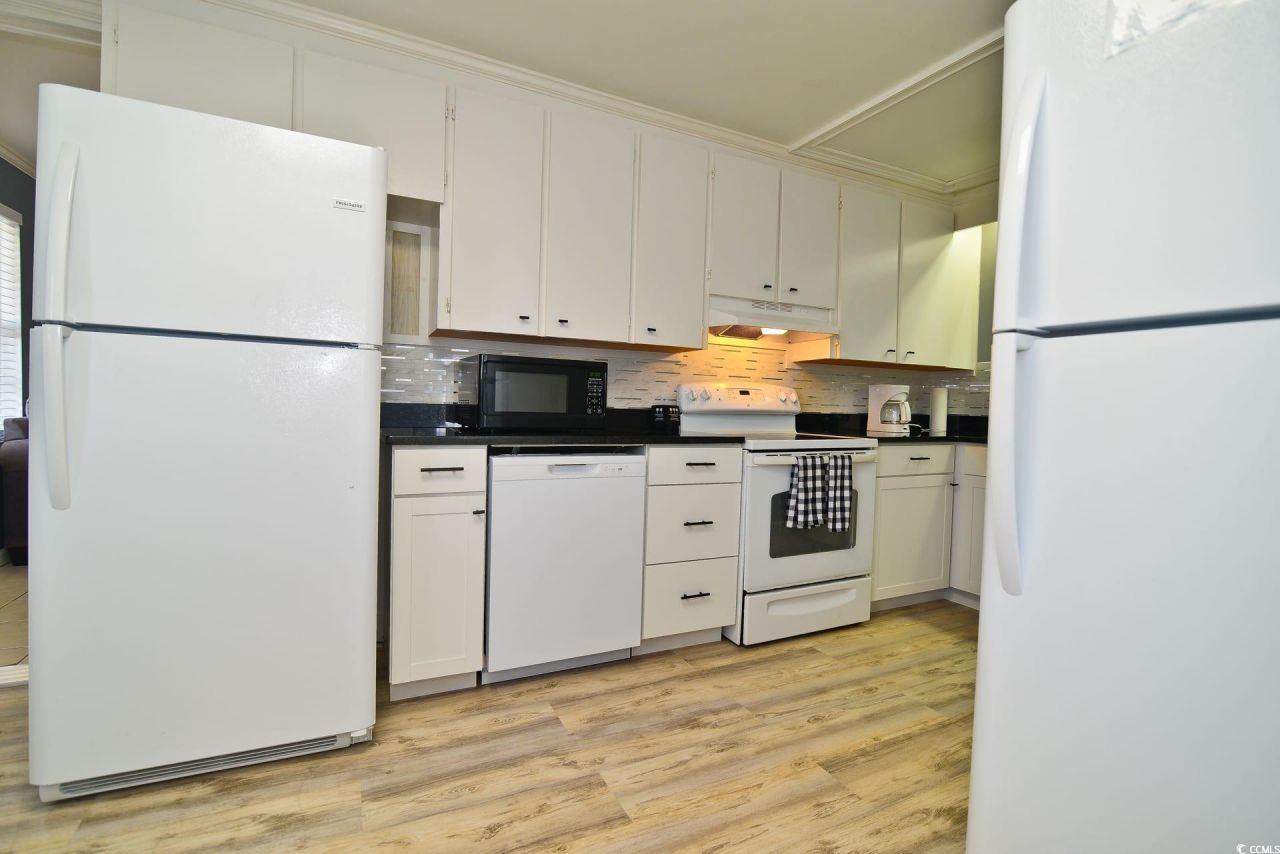 219 27th Ave. N Photo 8