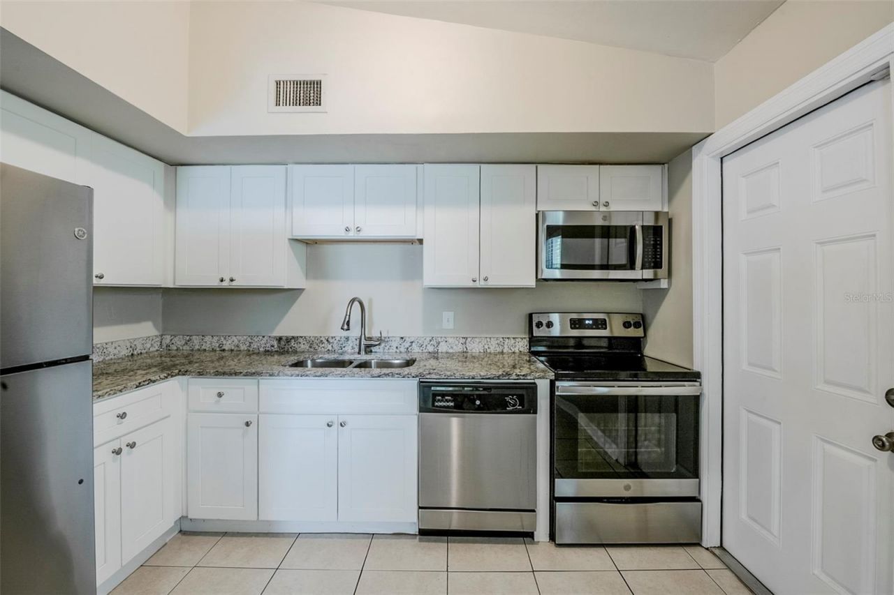4124 Caywood Circle, Orlando, FL 32810 Photo