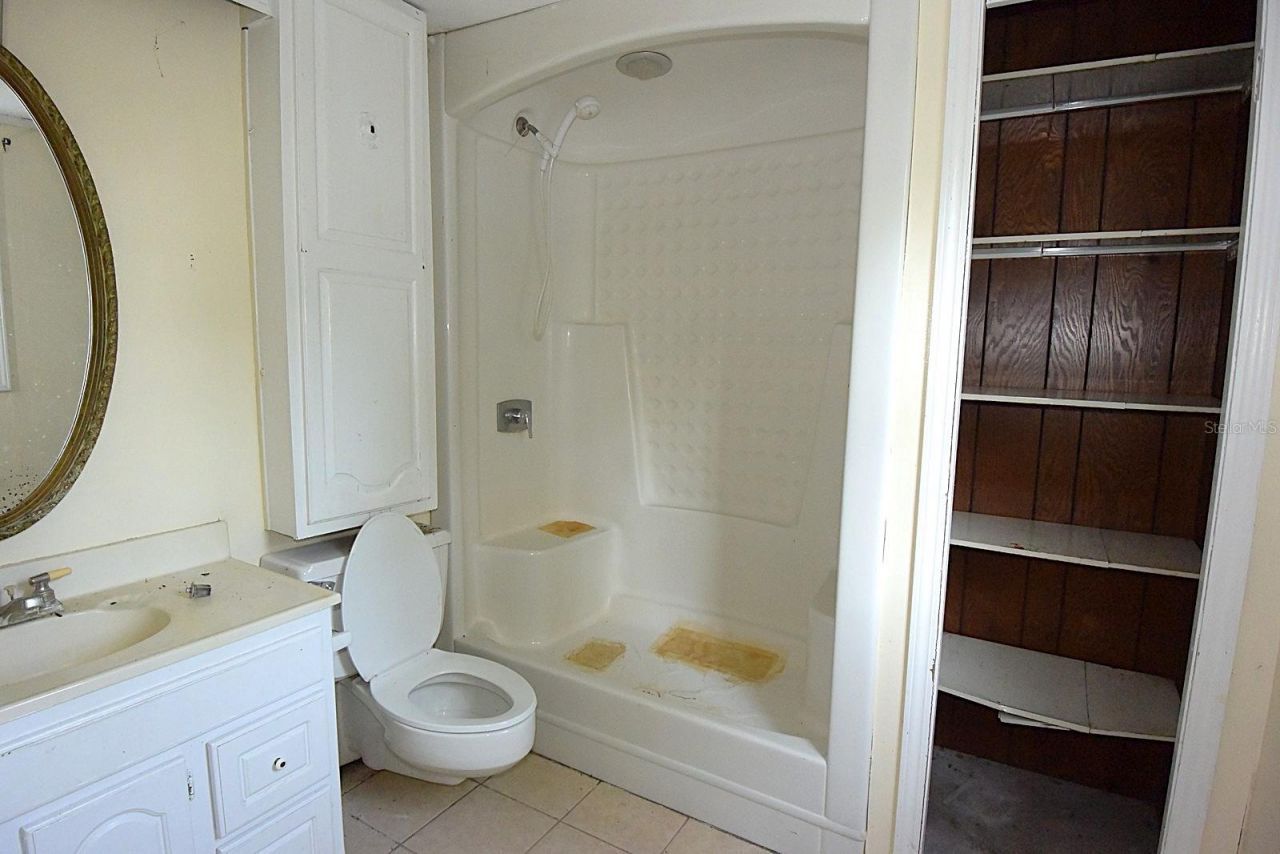 7610 Anna Avenue, Gibsonton, FL 33534 Photo