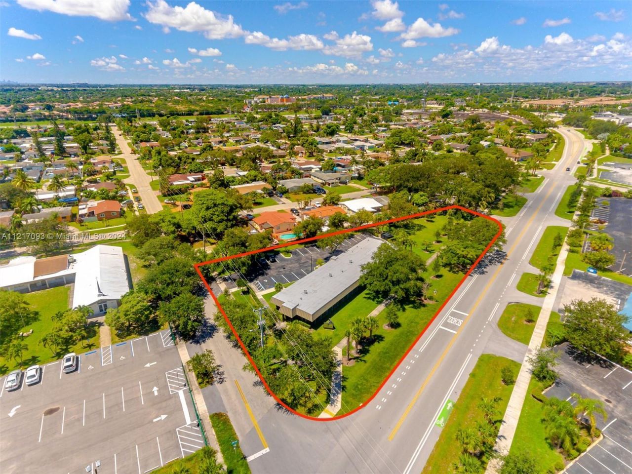 7700 Davie Road Ext, Hollywood, FL 33024 Photo