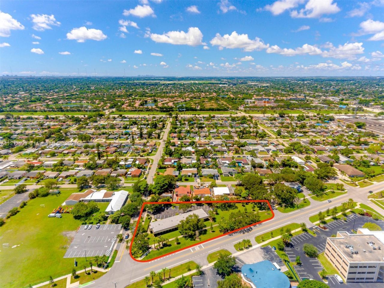 7700 Davie Road Ext, Hollywood, FL 33024 Photo