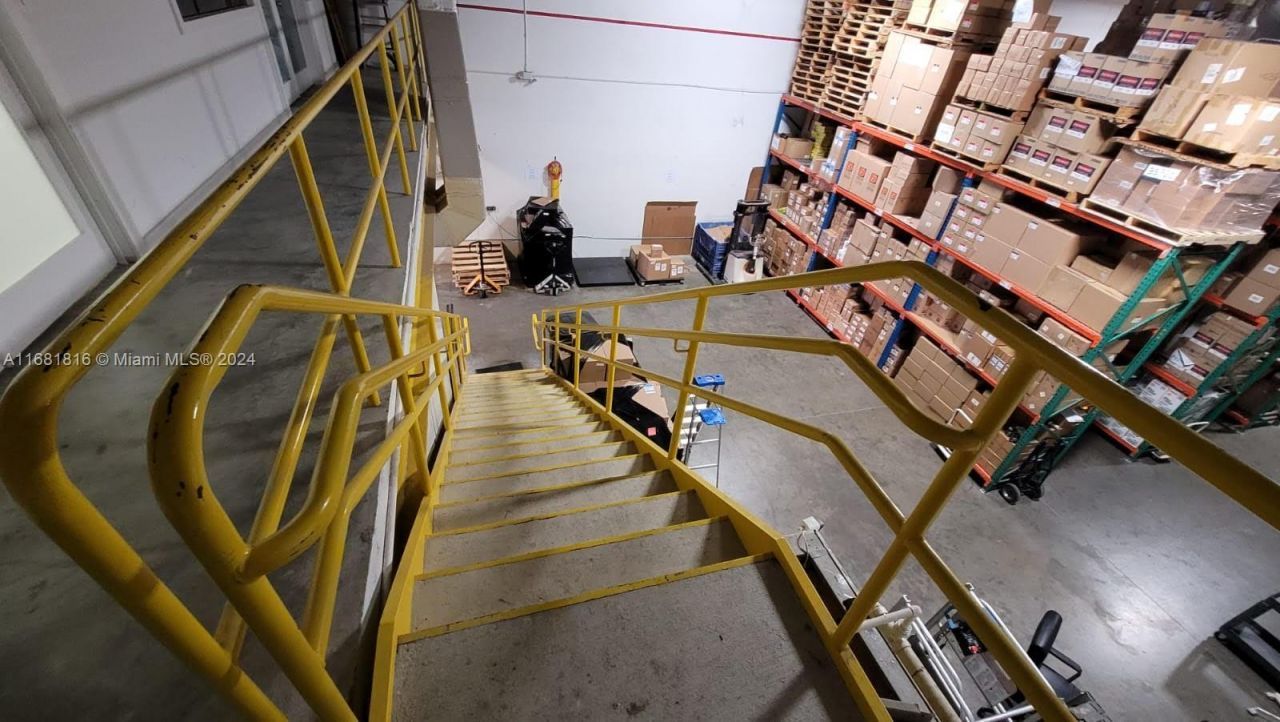 12605 NW 115th Ave, Medley, FL 33178 Photo