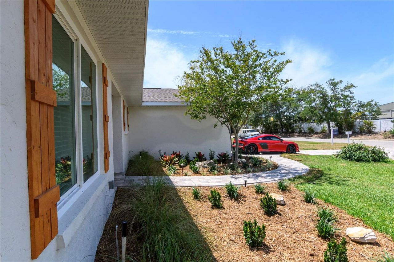 8808 44th Avenue Drive W, Bradenton, FL 34210 Photo