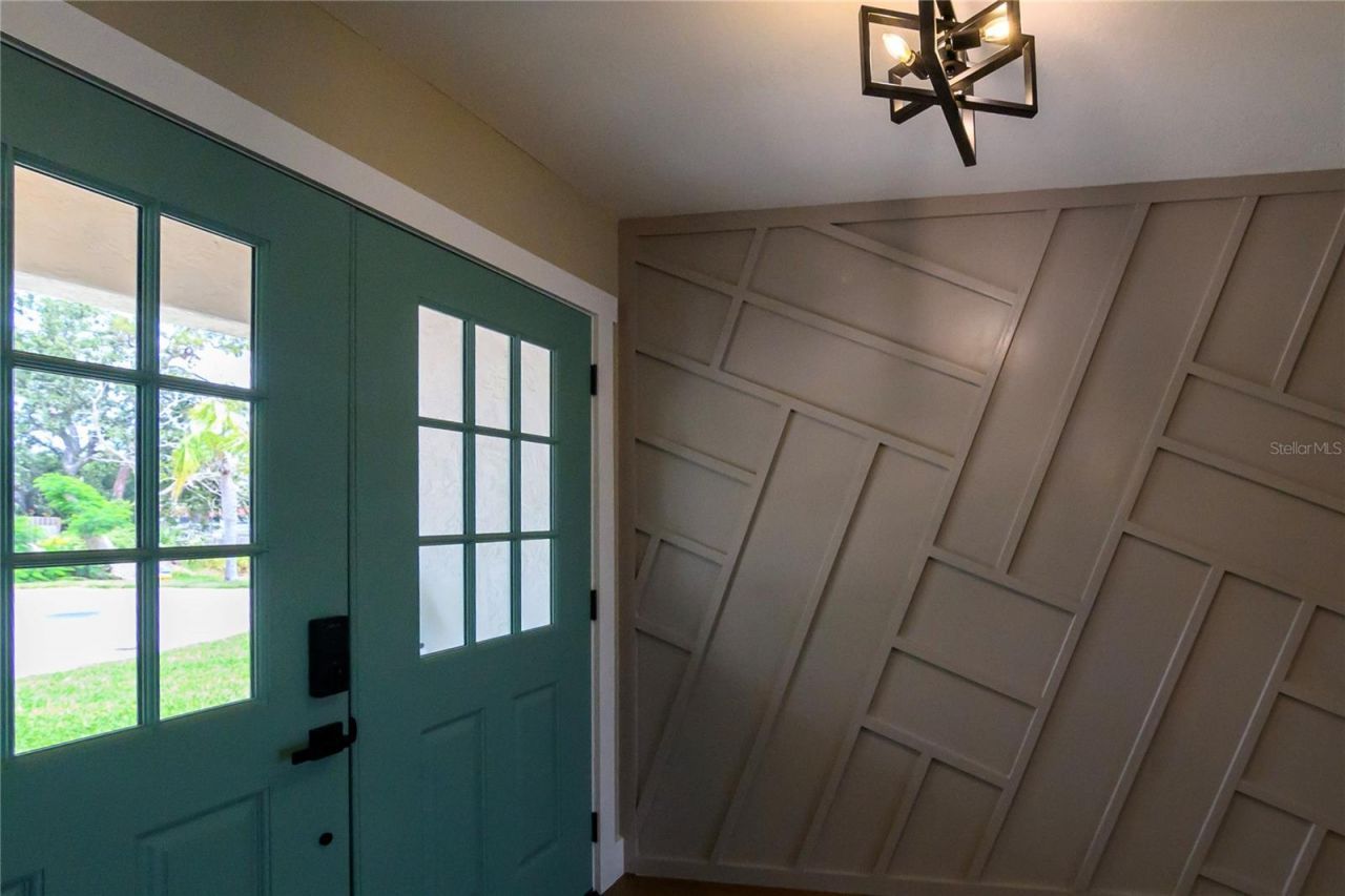 8808 44th Avenue Drive W, Bradenton, FL 34210 Photo