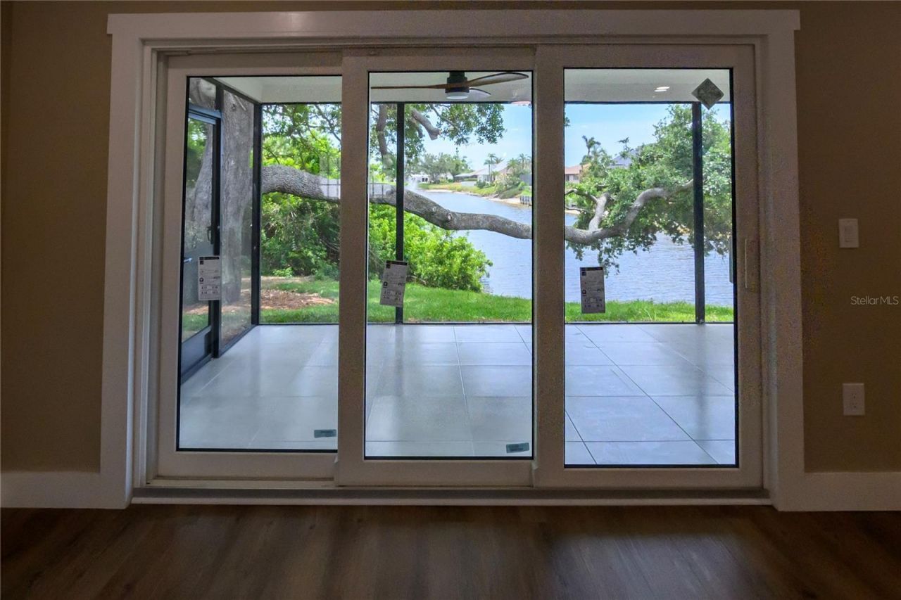 8808 44th Avenue Drive W, Bradenton, FL 34210 Photo