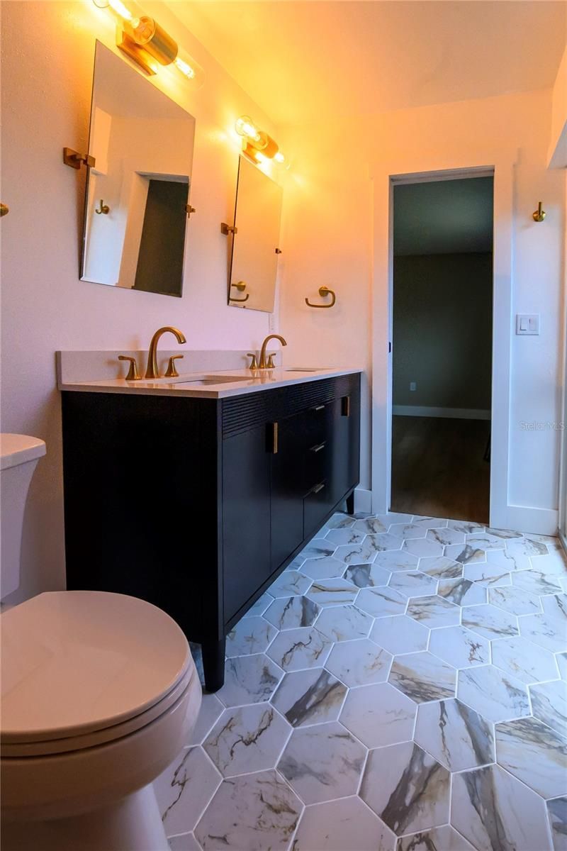 8808 44th Avenue Drive W, Bradenton, FL 34210 Photo