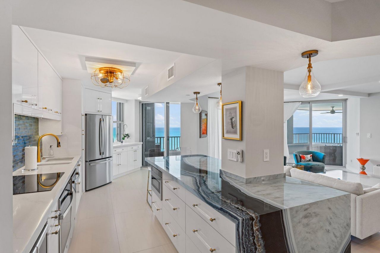 5200 N Ocean Drive, Unit 1101, Singer Island, FL 33404 Photo