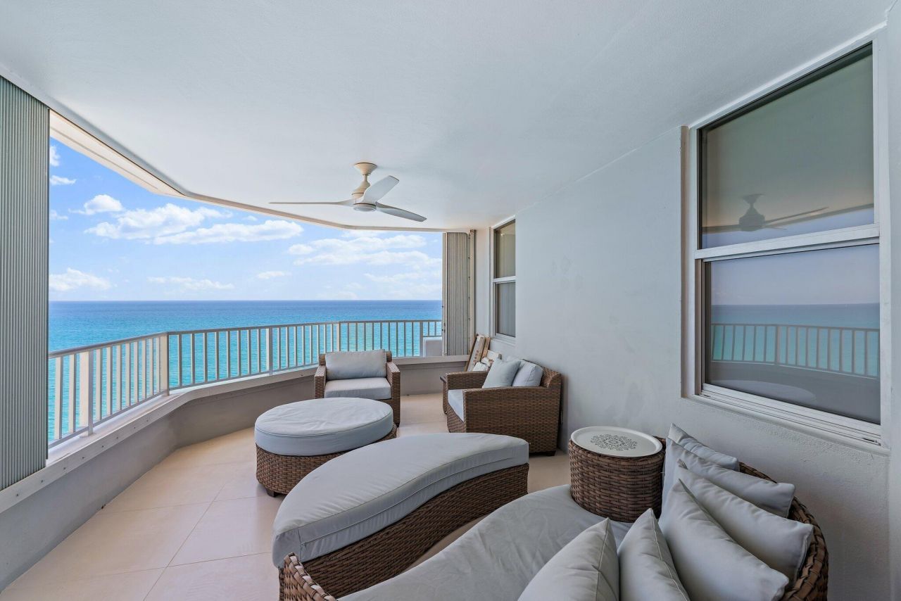 5200 N Ocean Drive, Unit 1101, Singer Island, FL 33404 Photo