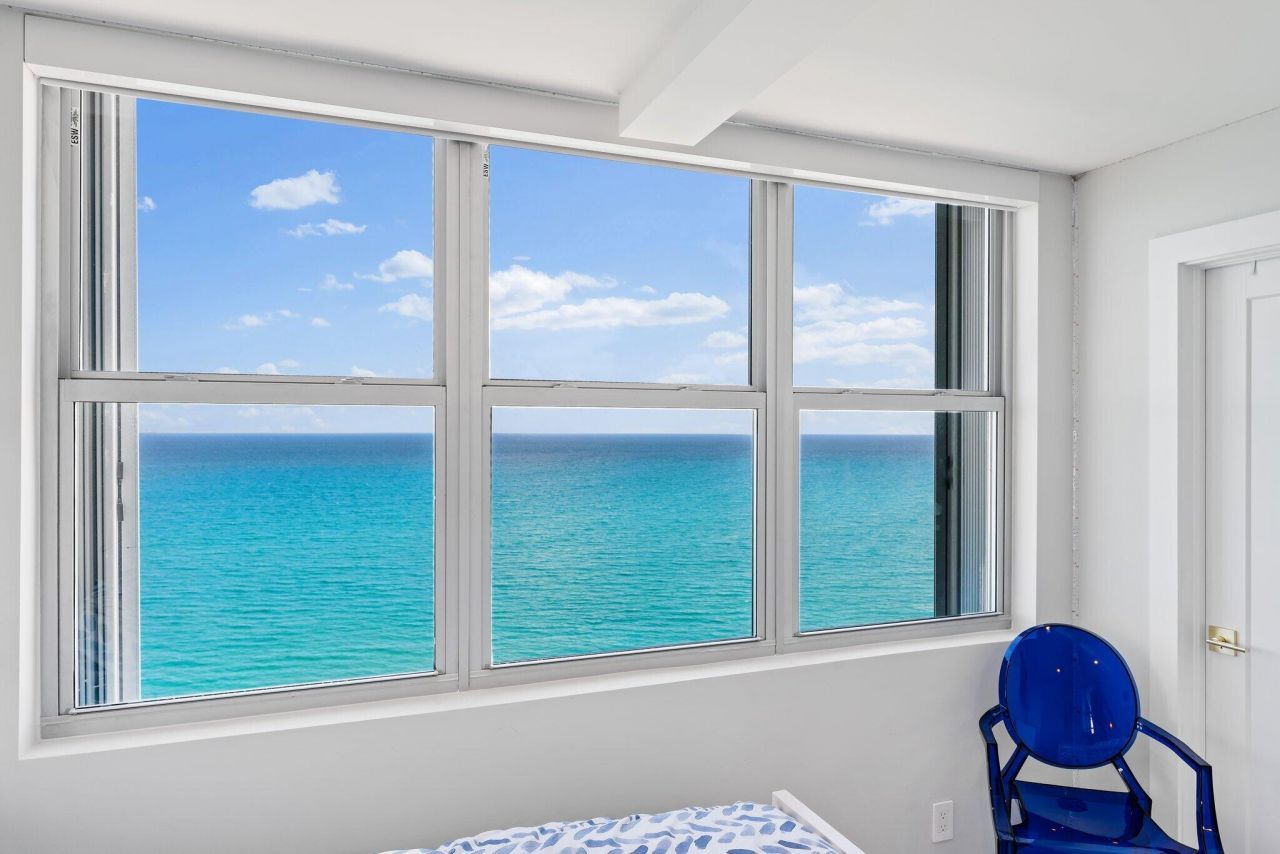 5200 N Ocean Drive, Unit 1101, Singer Island, FL 33404 Photo