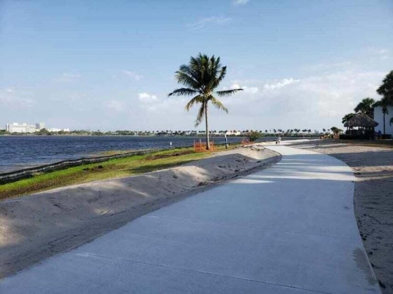 616 Executive Center Drive, Unit 102, West Palm Beach, FL 33401 Photo