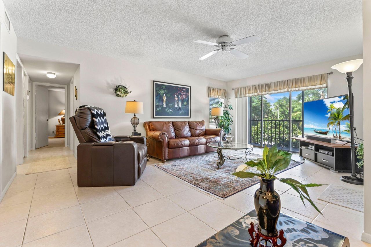 2732 SW Matheson Avenue, Unit 112-B2, Palm City, FL 34990 Photo