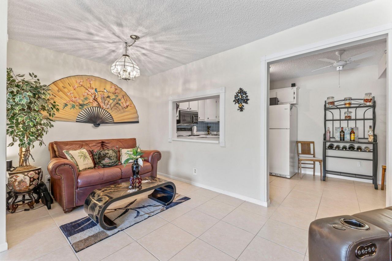 2732 SW Matheson Avenue, Unit 112-b2, Palm City, FL 34990 Photo