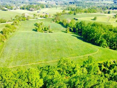 2295 HILLTOP VIEW, UNIONVILLE, PA 19320