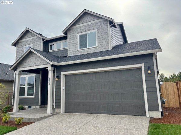 323 W 17th ST, Lafayette, OR 97127