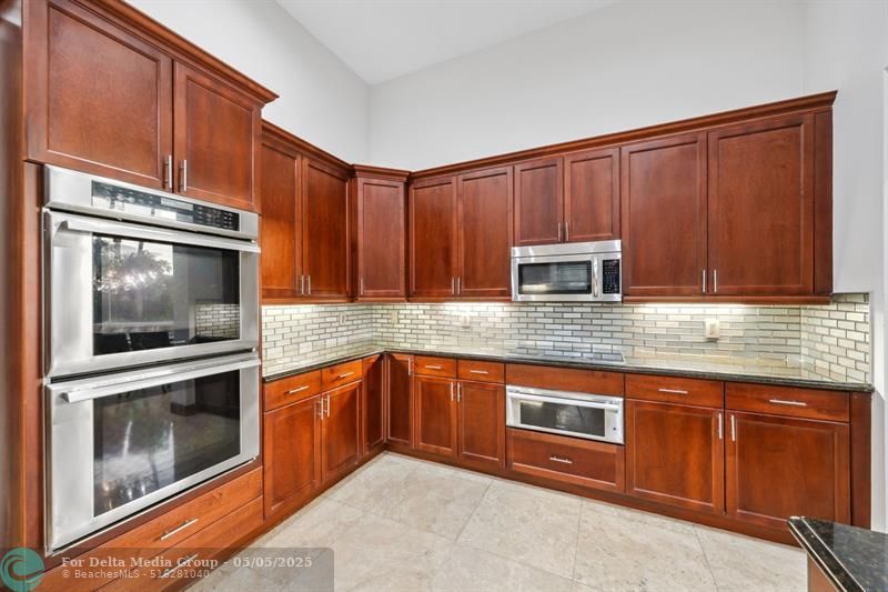 2753 W Stonebrook Cir, Davie, FL 33330 Photo