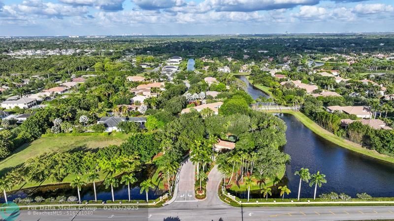 2753 W Stonebrook Cir, Davie, FL 33330 Photo