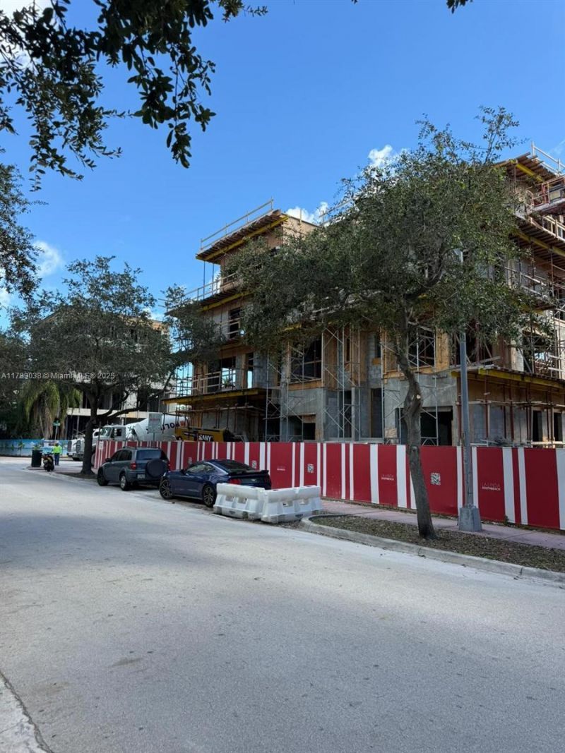 1425 Bay Rd, Miami Beach, FL 33139 Photo