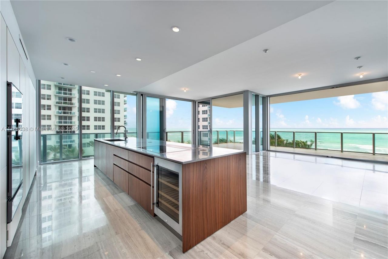 6901 Collins Ave, Unit 401, Miami Beach, FL 33141 Photo