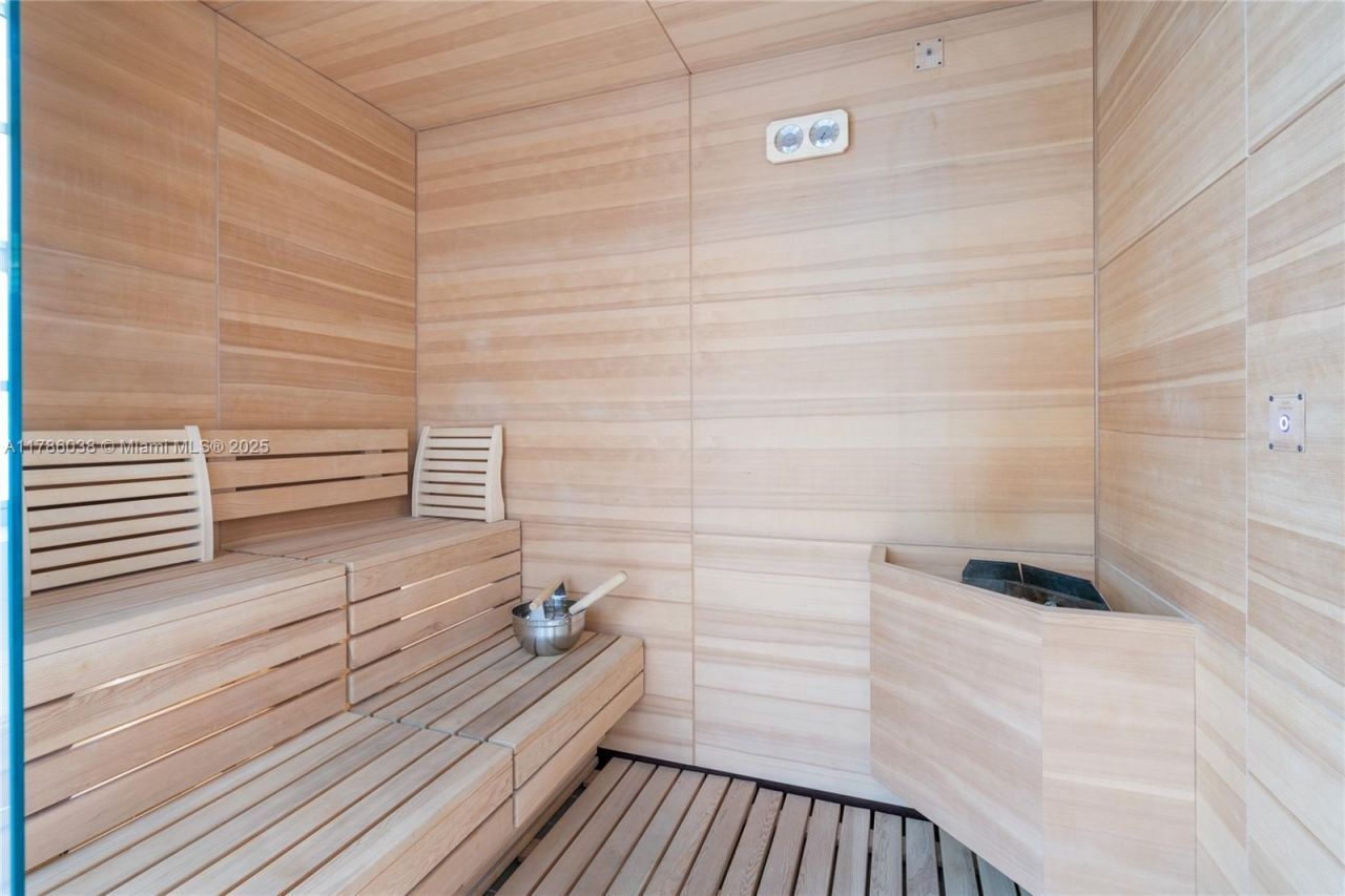 6901 Collins Ave, Unit 401, Miami Beach, FL 33141 Photo