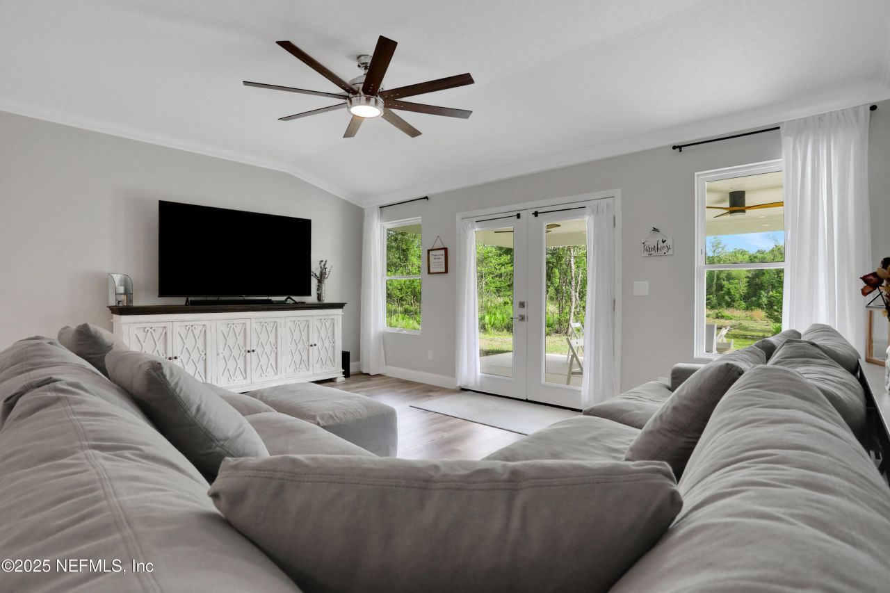 4467 Monroe Smith Road, Jacksonville, FL 32210 Photo