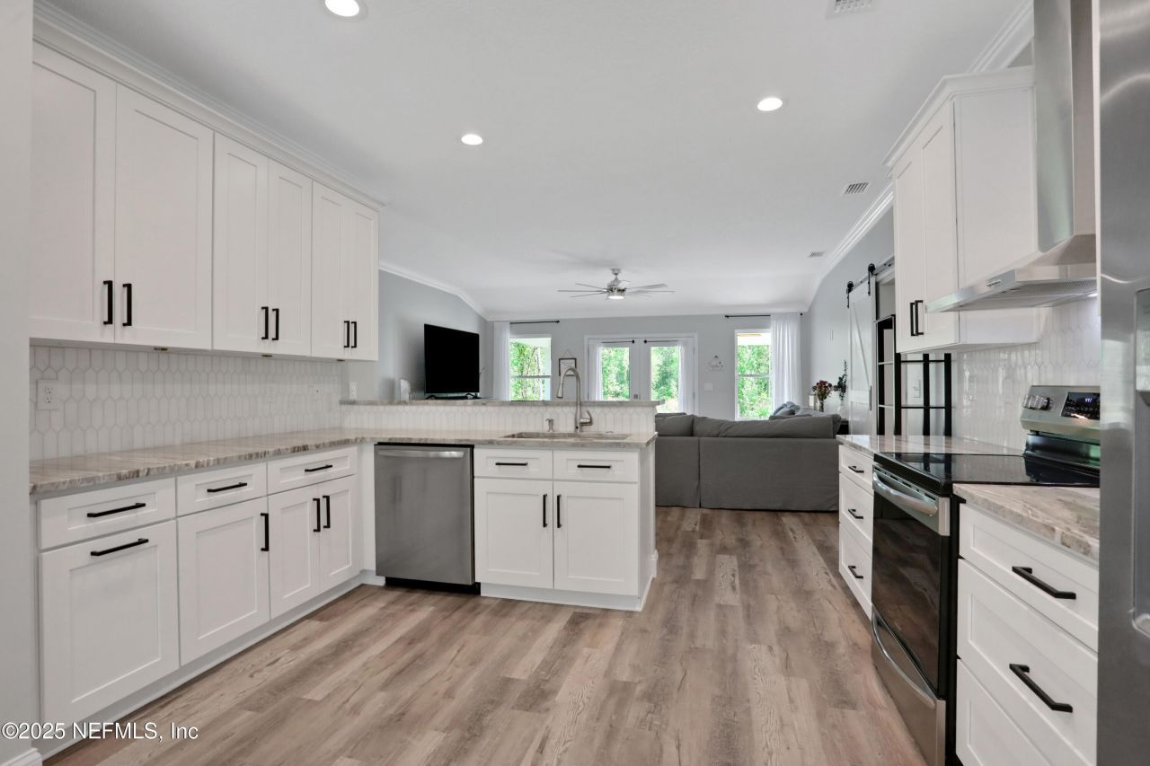 4467 Monroe Smith Road, Jacksonville, FL 32210 Photo