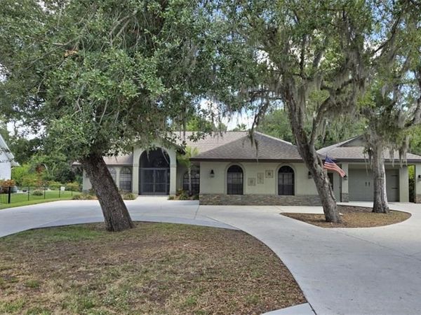 7311 Sean LN, NORTH FORT MYERS, FL 33917
