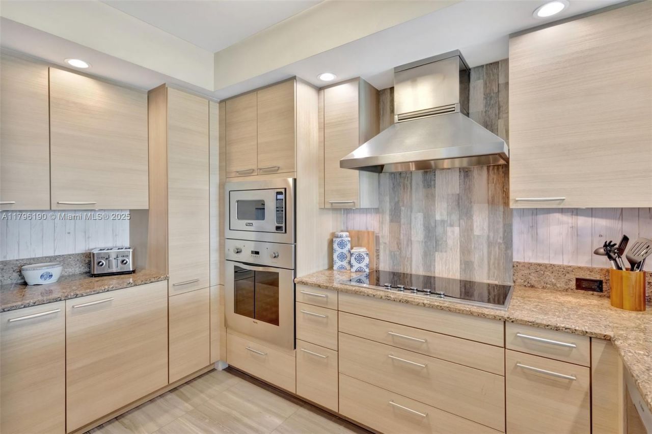 1 N Ocean Blvd, Unit 514, Pompano Beach, FL 33062 Photo