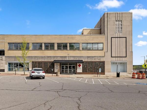 35 N Park St, Mansfield, OH 44902