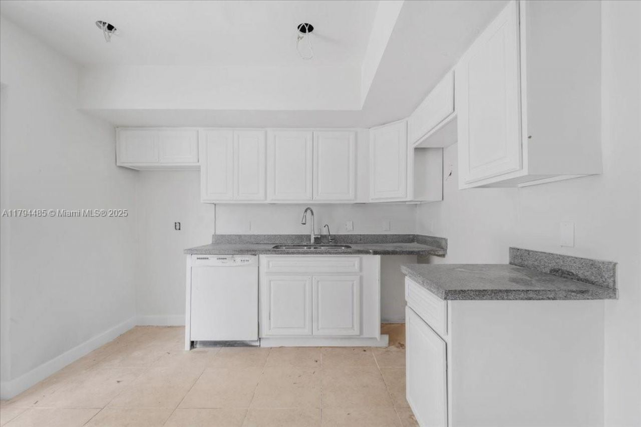 6209 Dawson St, Hollywood, FL 33023 Photo