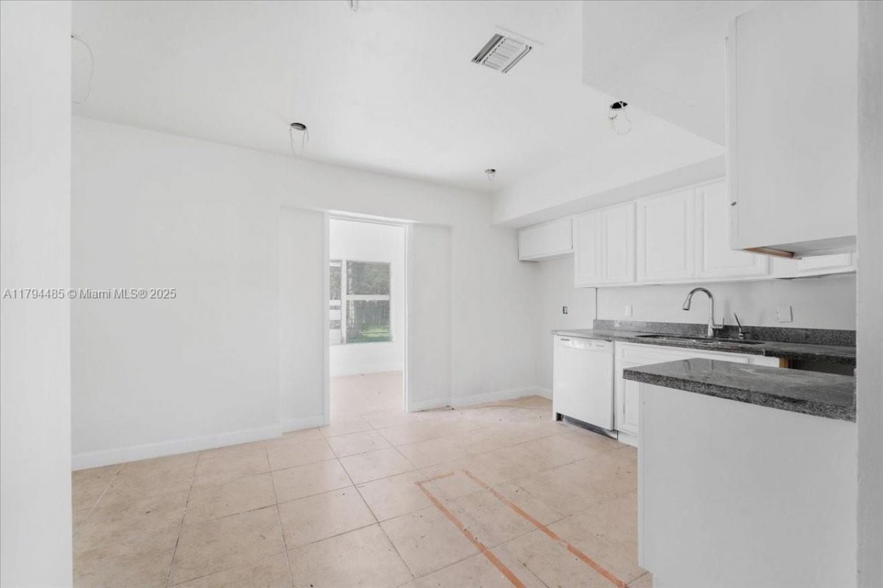 6209 Dawson St, Hollywood, FL 33023 Photo