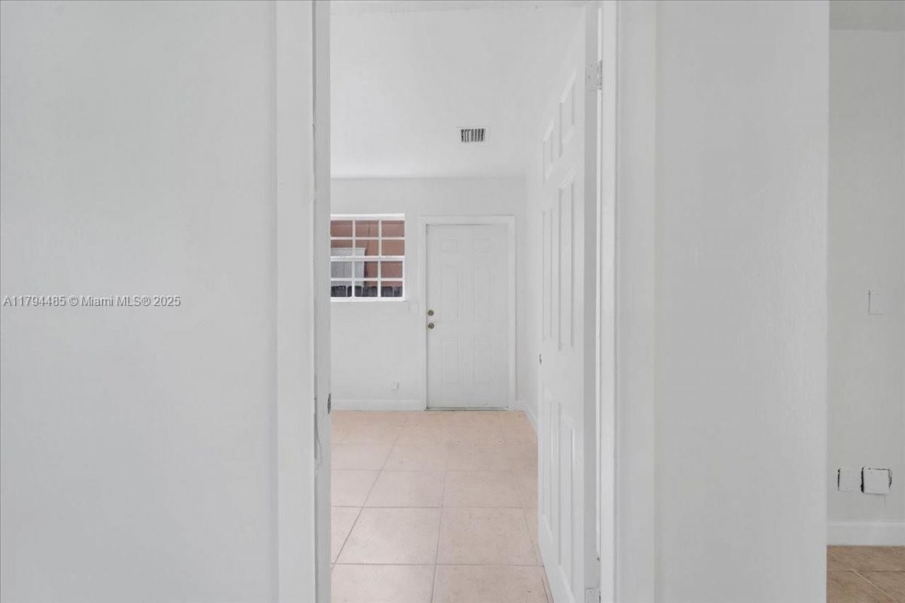 6209 Dawson St, Hollywood, FL 33023 Photo