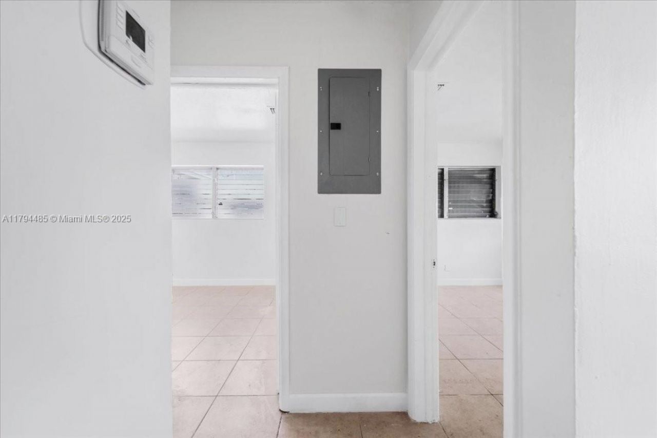 6209 Dawson St, Hollywood, FL 33023 Photo